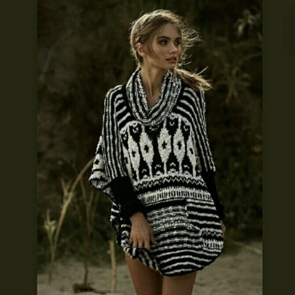 Free People poncho sweater - Picture 4 of 10